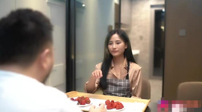 杏吧・勾引男友兄弟吃自已的小草莓-腕儿