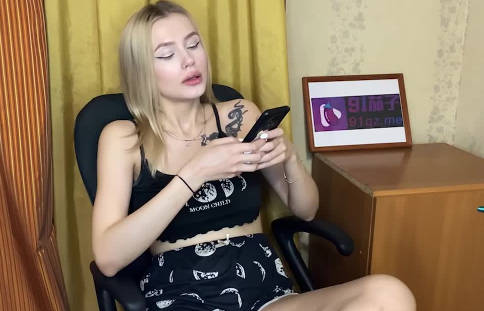 91茄子・外卖员与金发女郎的激情故事