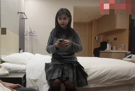 杏吧原创・大一清纯学妹下海兼职外围赚外快-田伯光