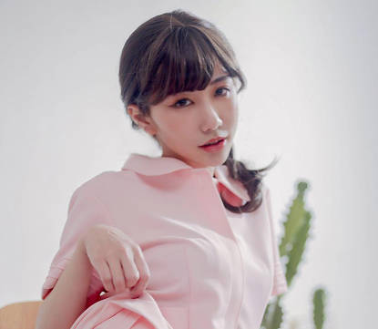 皇家华人・RAS-0229・穿搭KOL性感开发・油压按摩绝顶高潮・莉奈