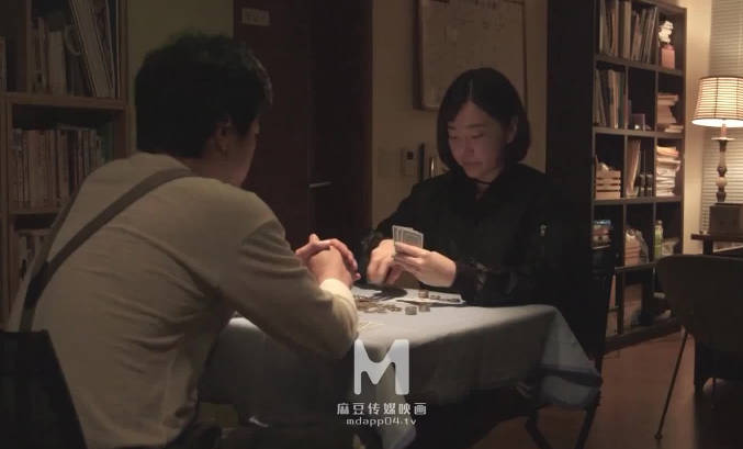 麻豆传媒映画xFLICKO・MFK-0015・私家侦探・他的面容
