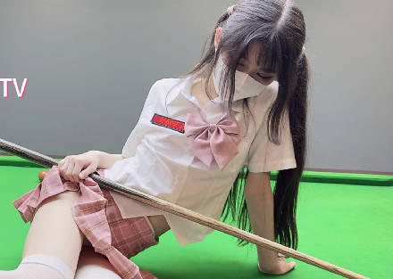 被反差台球助教美脚调教・精主TV