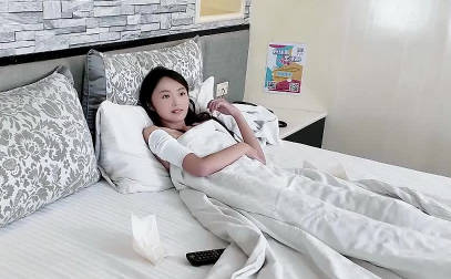 无套内射18岁甜美可爱高校生・黑杰克