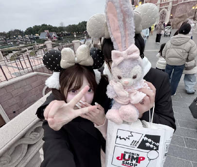 海角社区・女儿放假回来太累了想让我帮她放松放松・直接被我操蒙圈了