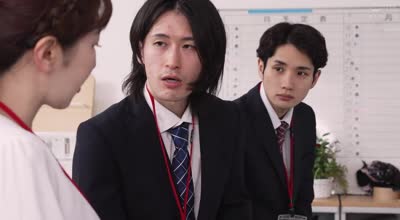 HUNTC-305 「谁の下着が一番好き？これも仕事だからちゃんと见て！」下着メーカーに就职したら10人の巨乳女子社员たちに诱惑されて…とんでもない事态です！2