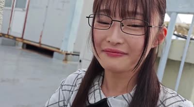 URKK-109 中小建設会社に勤める事務員の真面目な彼女が、肉体労働者に犯●れ、見た目も自尊心も壊されていく…千川とわ