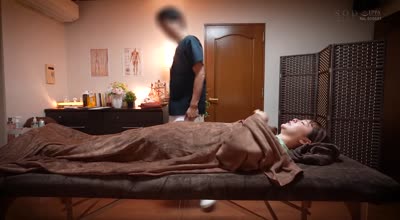 START-229 押圧ポルチオマッサージで足ピンV字イキする夜勤明け看護師・Oさん 小倉由菜