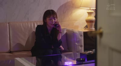 PRED-808 目が覚めたら隣に下着姿の女上司が…！？いつもは上から目線で高圧的なのにスケベな瞳でデレデレしてくる…まさか…ヤッたのか俺ッ！山岸あや花