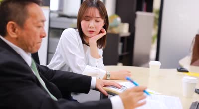 SONE-068 「結婚指輪を見ると濡れちゃうの」既婚者チ●ポほしがる略奪OLが馬乗る！腰うねる！寝取る！スーパーチート騎乗位 miru