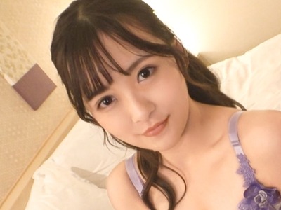 骑兵破解SIRO-5200 【Iカップには爱がある！】【パンツの奥には刚毛マンコ】あどけなさが残る新人ナースさん！服をめくるとIカップの爆乳が御开帐！生活费