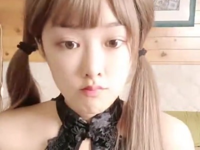 穿着旗袍直播被男友操・李娜娜