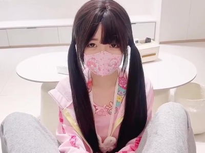 糖心Vlog・兄弟女友饥渴索精・化身小马达超淫荡榨精颜射护肤・白虎喵