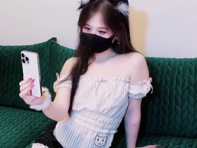 香蕉视频・XJX801・淫欲美人妻用嘴巴和骚穴帮助丈夫缓解疲劳