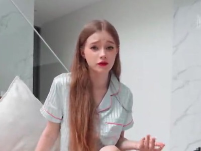 双辫子白嫩美乳粉逼朋友不在家・DianaRider